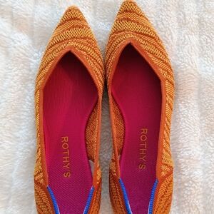 EUC Rothy's The Point Size 8.5